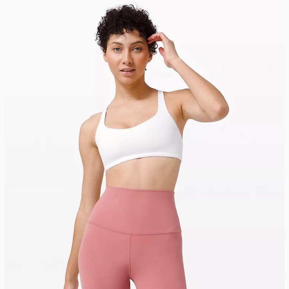 Lululemon Free To To Be Bra